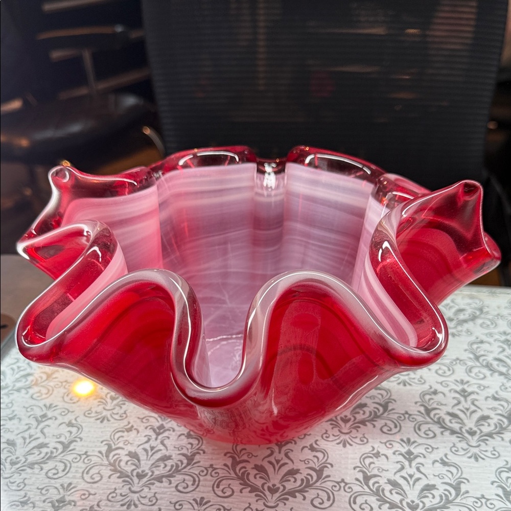 Elegant Murano Style Red and white swirl Glass Art Handkerchief Bowl